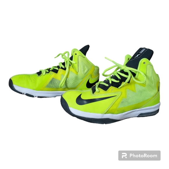 Nike Air Max " Stutter Step 2 " Basketball shoe Sneaker Youth size 6 - Picture 2 of 12